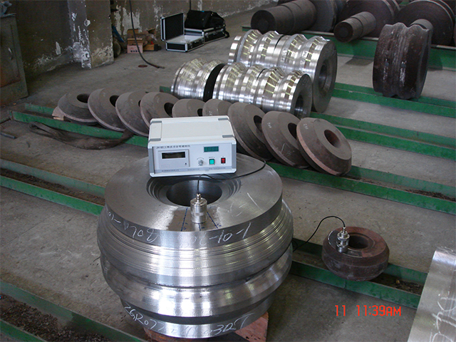 磁測法測量軋輥殘余應(yīng)力